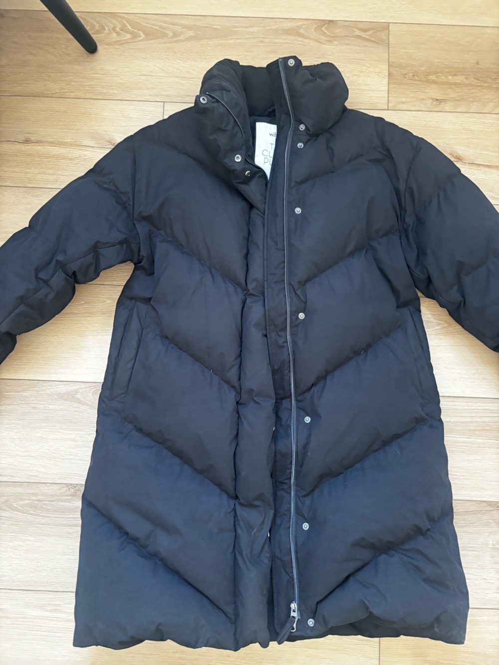 Aritiza Wilfred Cloud Black Long Puffer Coat - Insulated Jacket - Picture 2 of 4